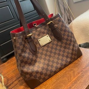 Louis Vuitton Hampstead MM in Ebene